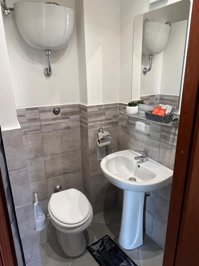 Saint Peter Vatican City Confortable Apartament Stellasia Casa Vacanza Rom Exteriör bild